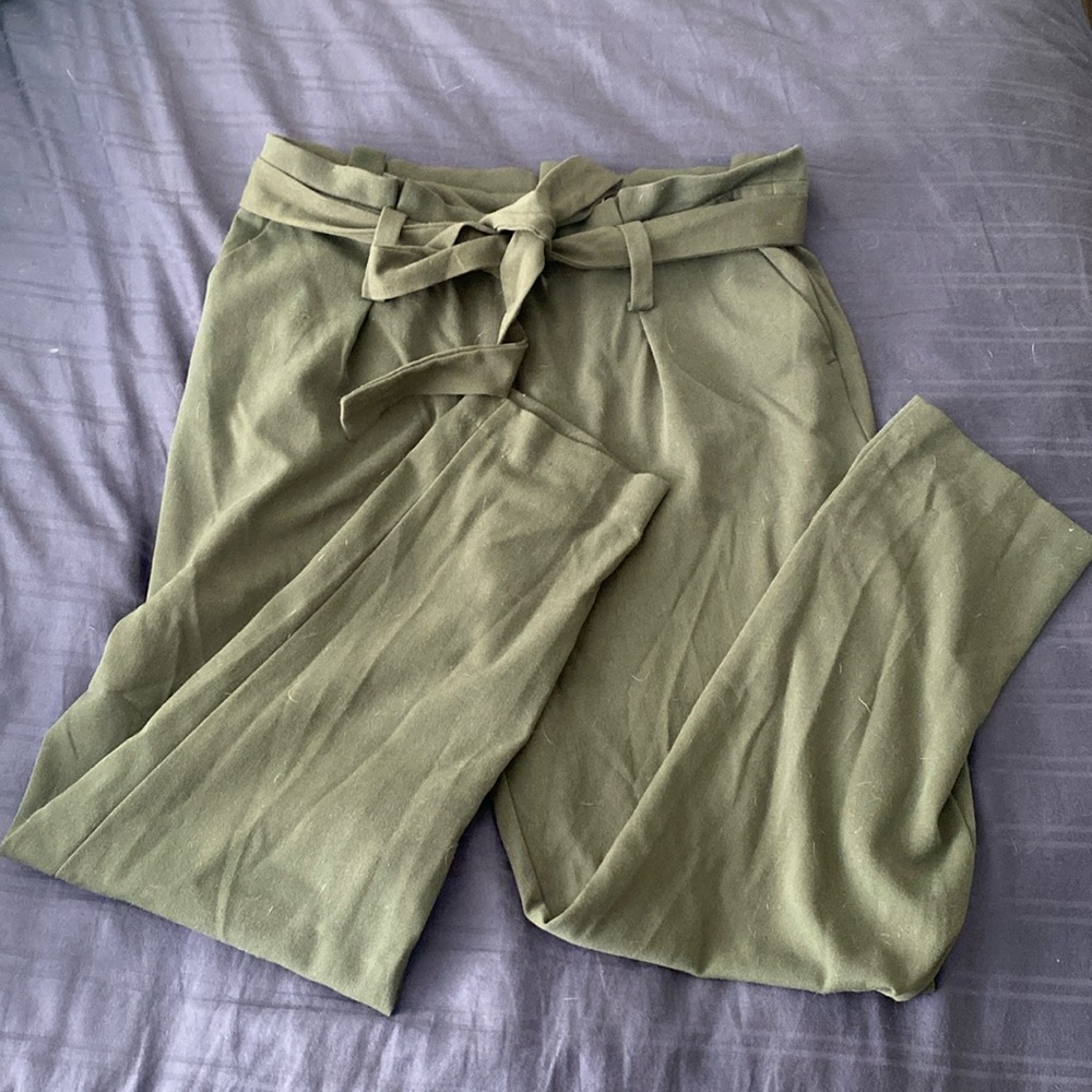 Green Ricki's Casual Pants with Belt, Size 6